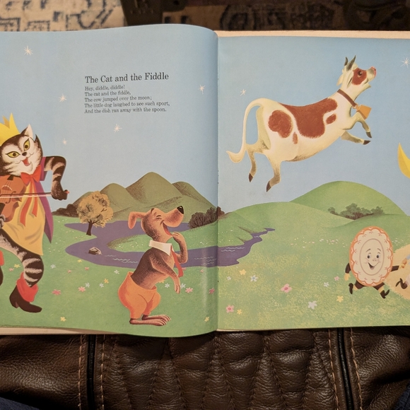 Walt Disney's Treasury of Mother Goose Nursery Rhymes Vintage Vinyl Record - Picture 8 of 12